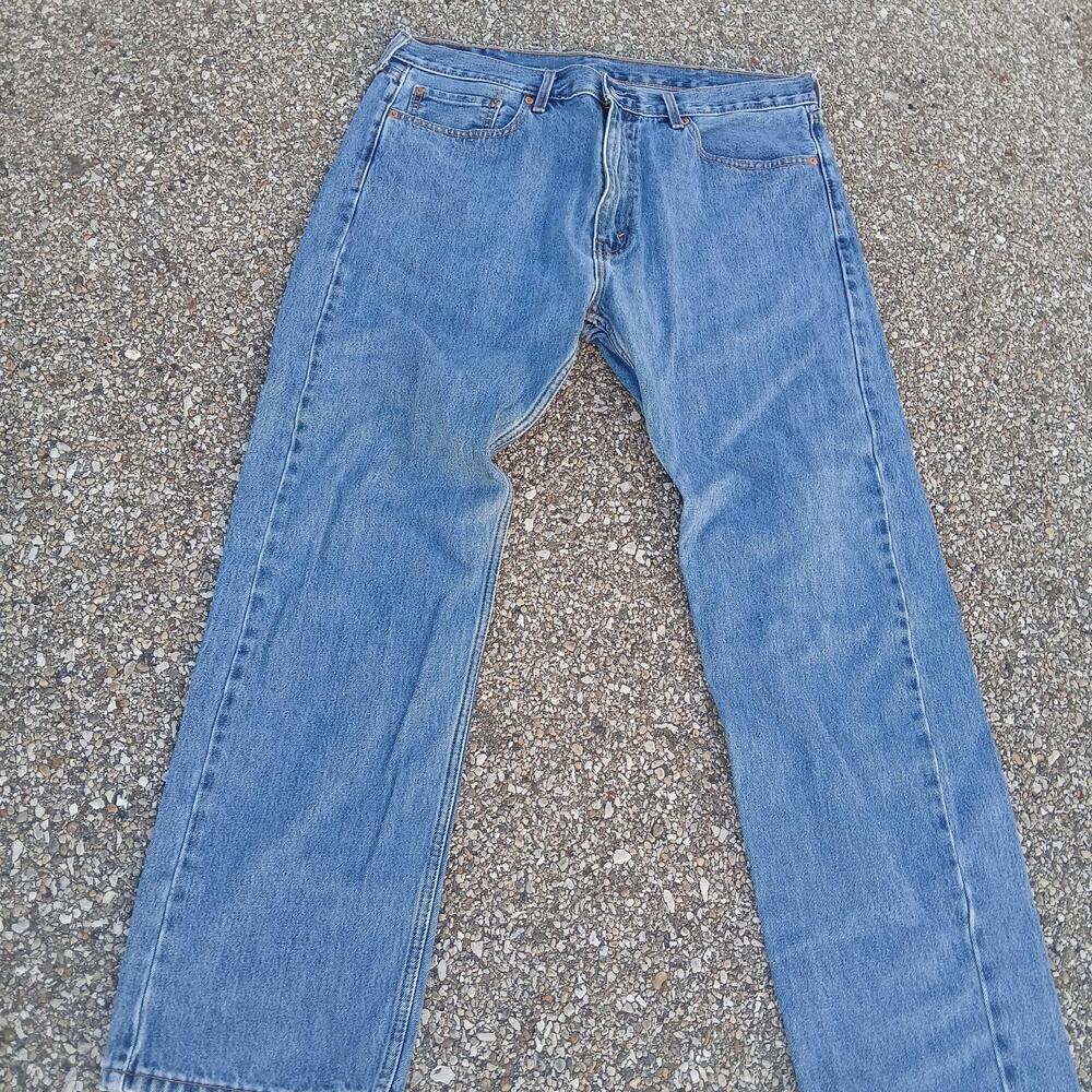 Levis 505 Jeans Mens 38x32 Blue Medium Wash Regular Fit Straight Denim Pants